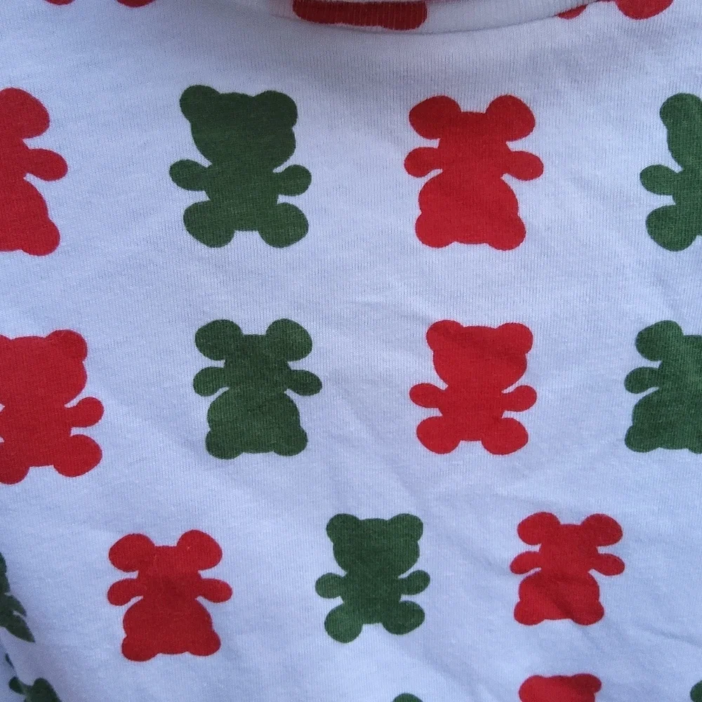 Dec. 25th Festive Red and Green Bear Print Turtleneck Size Large